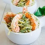 Pasta met garnalen en artisjok pesto